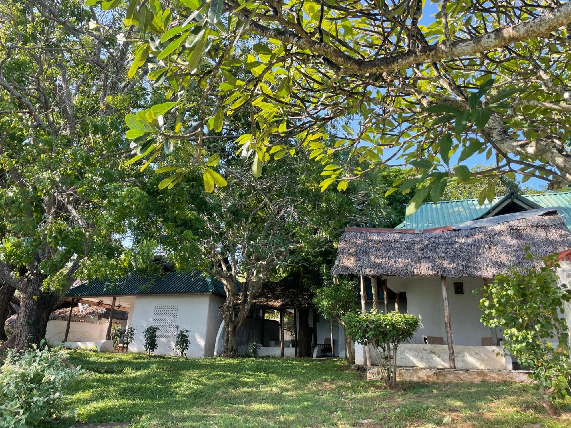 Shimoni Reef Lodge Exterior photo