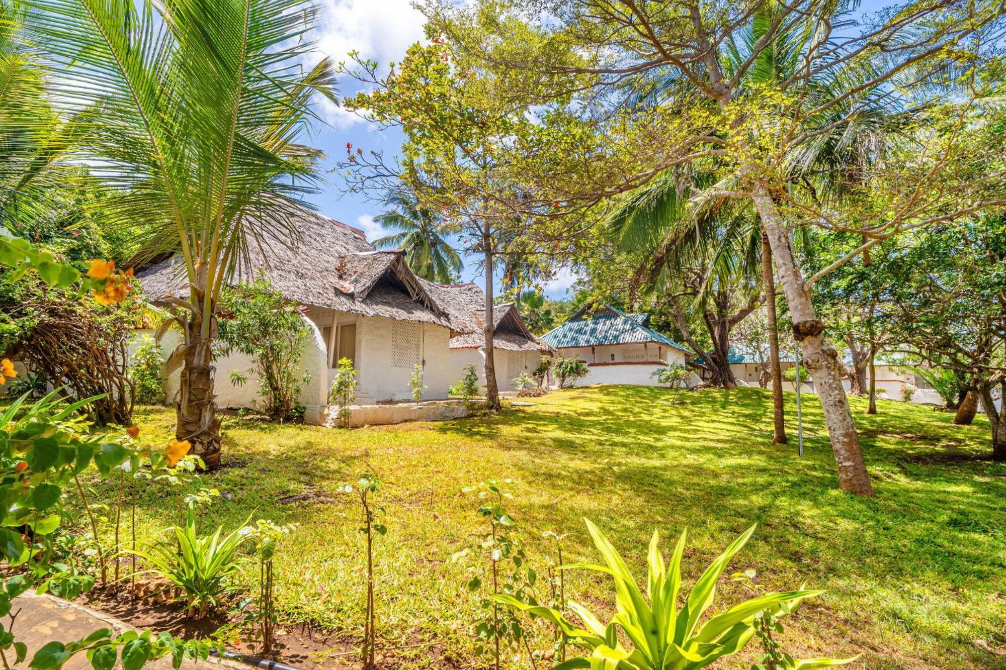 Shimoni Reef Lodge Exterior photo